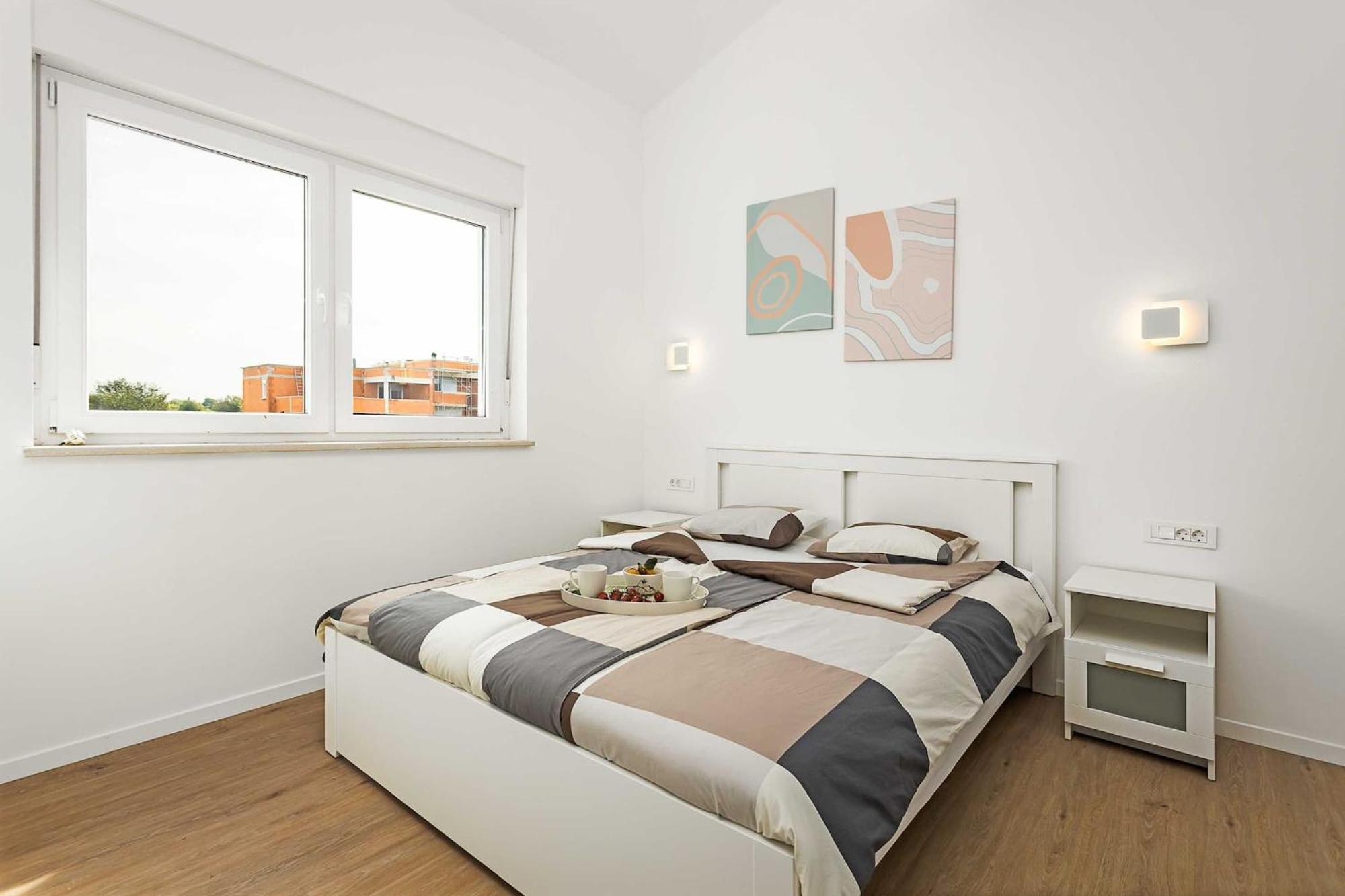 Lana Luxe Apartment Pula Luaran gambar